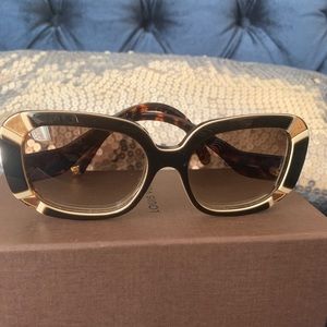 LV Sunnies